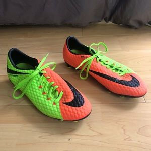 Nike 💯 hypervenom soccer cleats